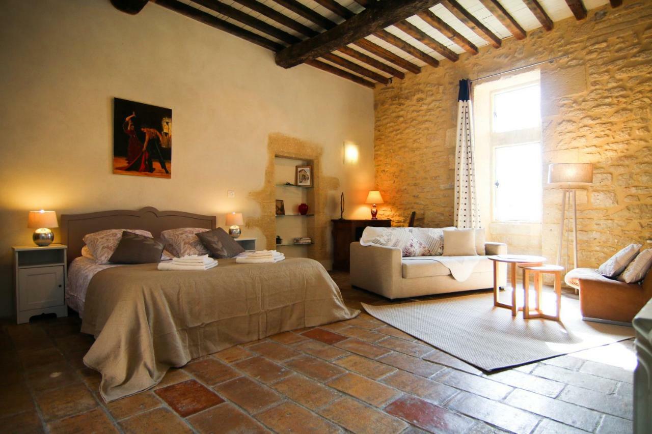 Mas De La Rivoire B&B Villevieille Exterior photo