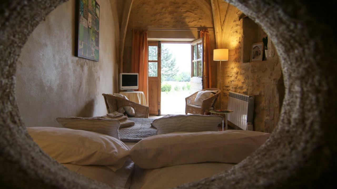 Mas De La Rivoire B&B Villevieille Exterior photo
